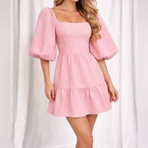 New STRUT & BOLT Los Angeles Pink Puff Sleeve Dress Medium BEAUTIFUL texture